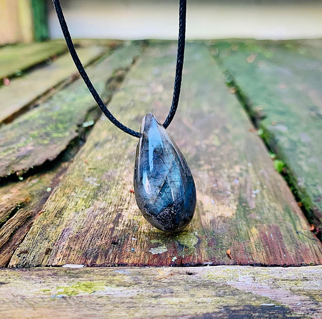 Labradorite Pendant "ENERGETIC PROTECTION"