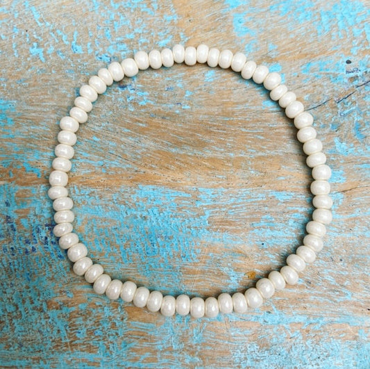 Parel armbandje "Moeiteloze Kracht"