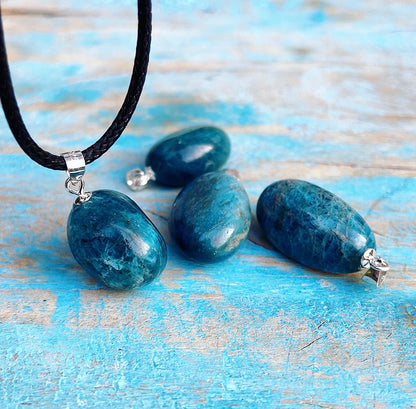 Blauwe Apatiet hanger "Spirituele Gids"