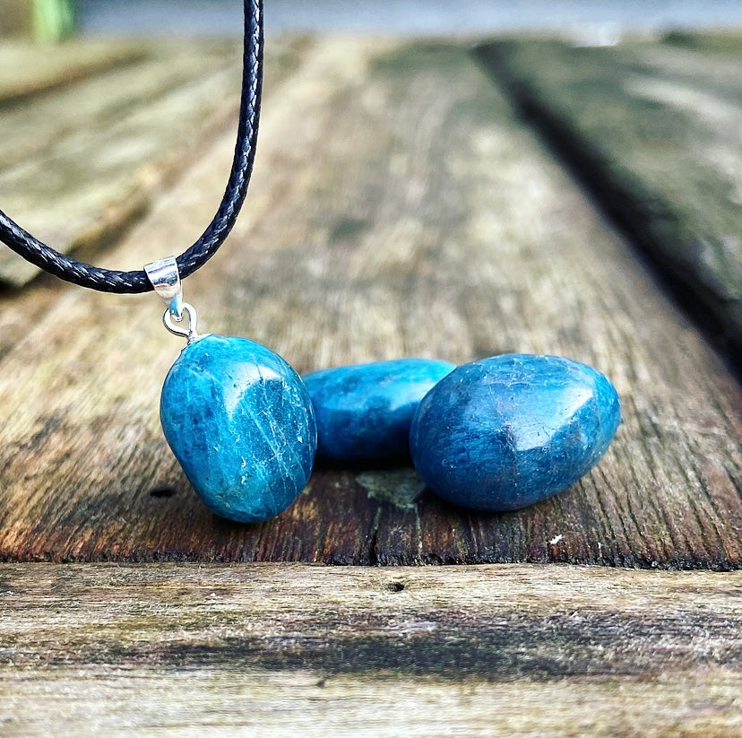 Blauwe Apatiet hanger "Spirituele Gids"