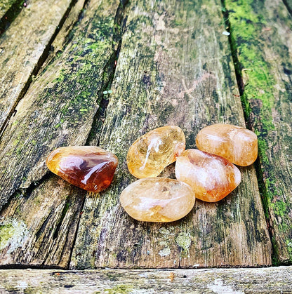Citrine tumbled stone "Sunny Light Power"