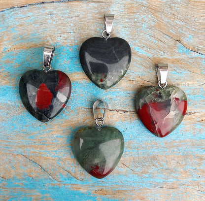 Heliotrope heart pendant "Courage &amp; Vitality"