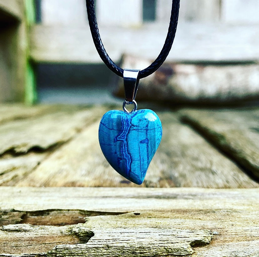 Blue Apatite heart pendant "Spiritual Guide"