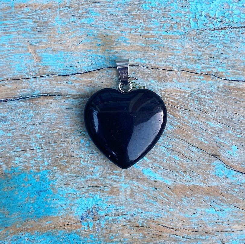 Onyx heart pendant "Stress Release"