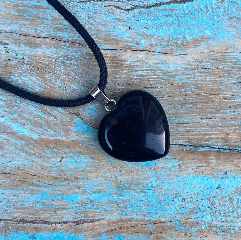 Onyx heart pendant "Stress Release"
