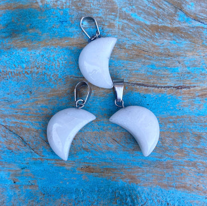 Moon Mood hangertje Witte Jade "Ik ben er weer"