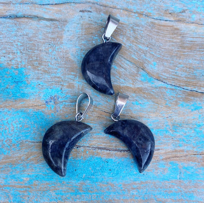 Moon Mood hangertje Larvikiet "Ik volg mijn eigen pad"