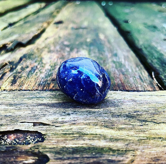 Iolith (Saphir) Trommelstein "ASTRALREISE"