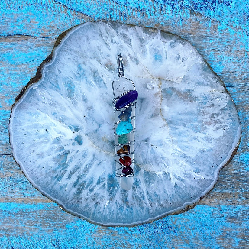 Bergkristall-Chakra-Anhänger „Spirituelle Energie“