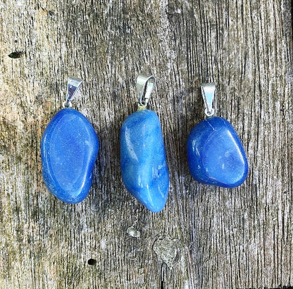 Blauwe kwarts hangertje "De Verbinding"