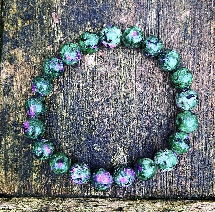Ruby in fuchsite bracelet "Passion &amp; Power"