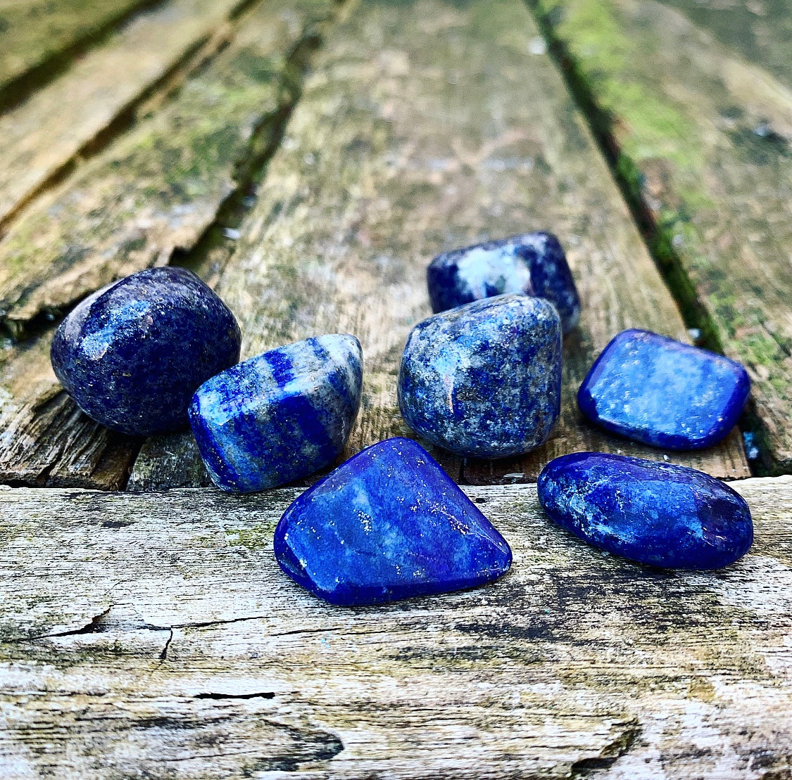 Lapis Lazuli knuffelsteen "Zelfvertrouwen"