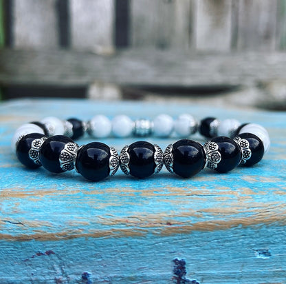 Lucky Charm Bracelet Onyx &amp; Howlite "Free from Worries"