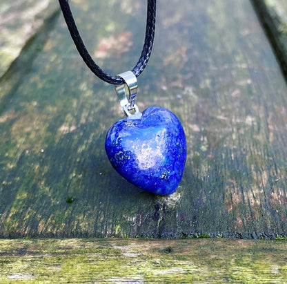 Lapis Lazuli hanger "Waar het hart vol van is"