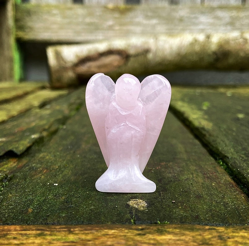 Angel of Rose Quartz "Open your Heart"
