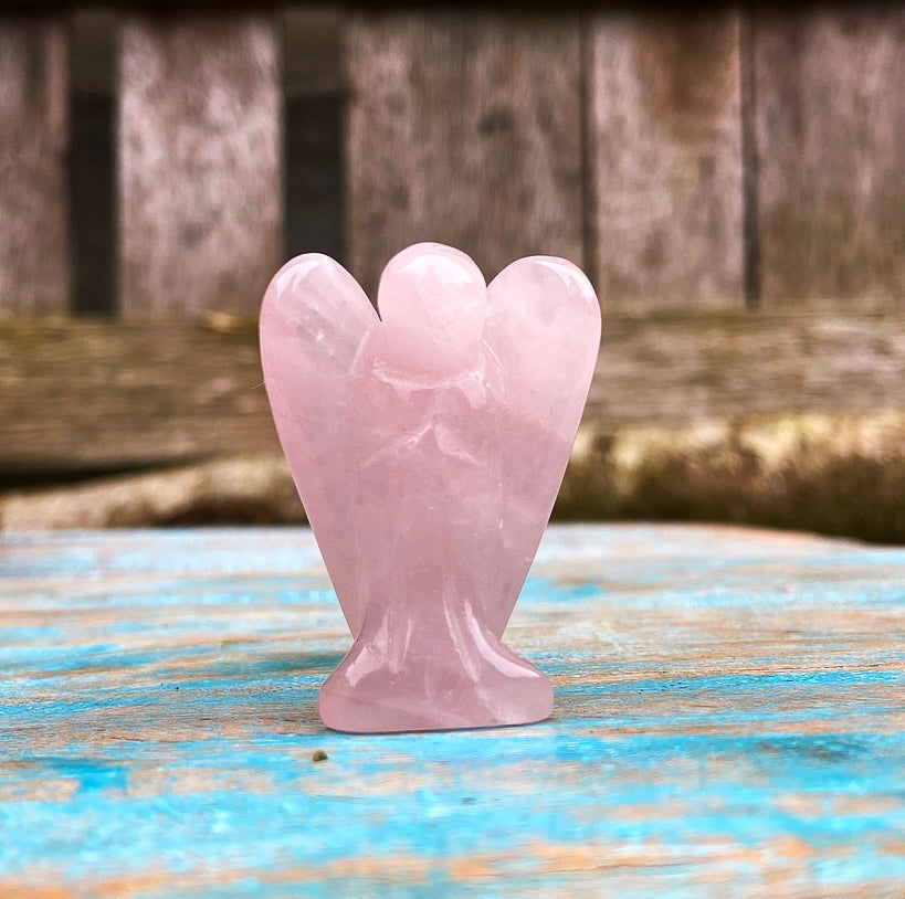 Angel of Rose Quartz "Open your Heart"