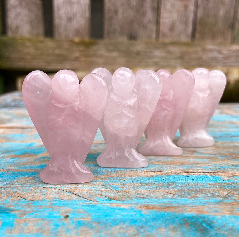 Angel of Rose Quartz "Open your Heart"