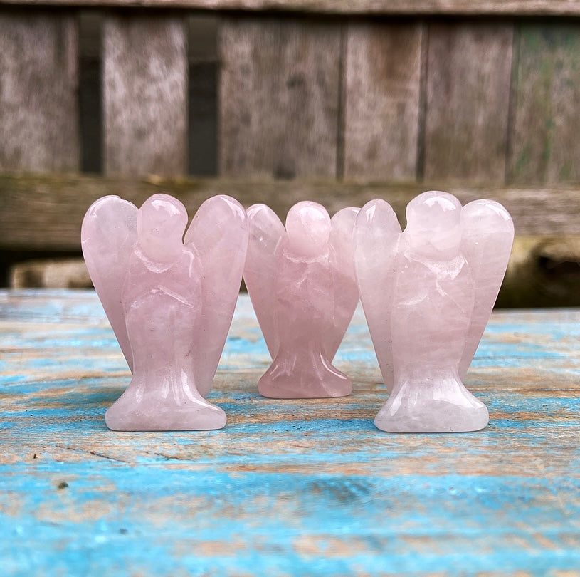 Angel of Rose Quartz "Open your Heart"