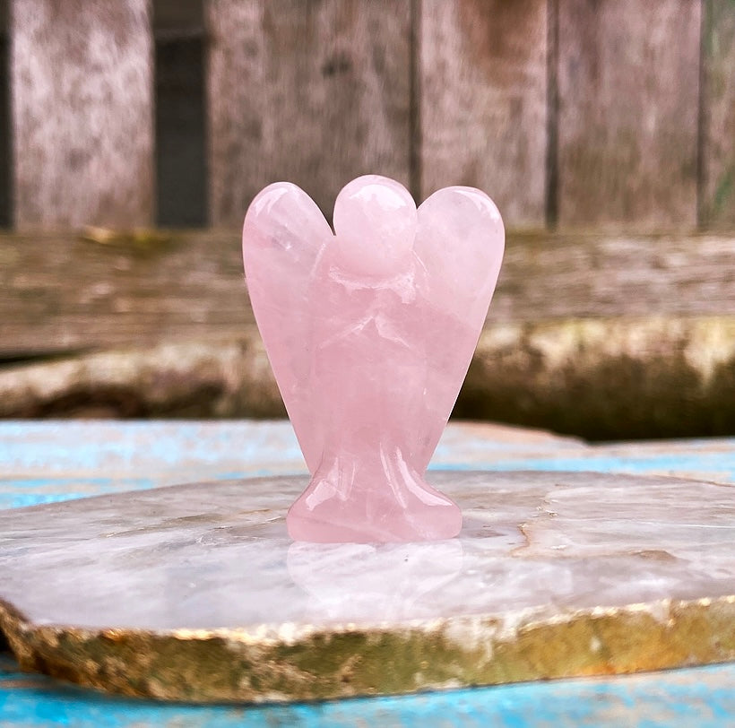 Angel of Rose Quartz "Open your Heart"