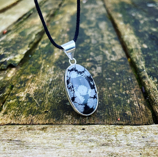 Schneeflocken-Obsidian-Anhänger "Yin &amp; Yang im Gleichgewicht"