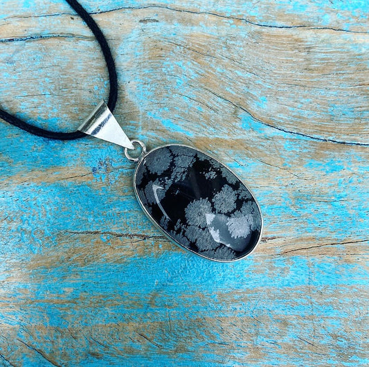 Schneeflocken-Obsidian-Anhänger "Yin &amp; Yang im Gleichgewicht"