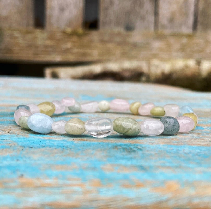Morganit-Armband „Carpe Diem: Nutze den Tag“
