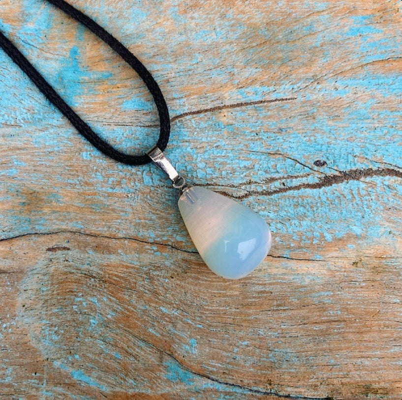 Opaliet hanger "Extatisch Bewustzijn"