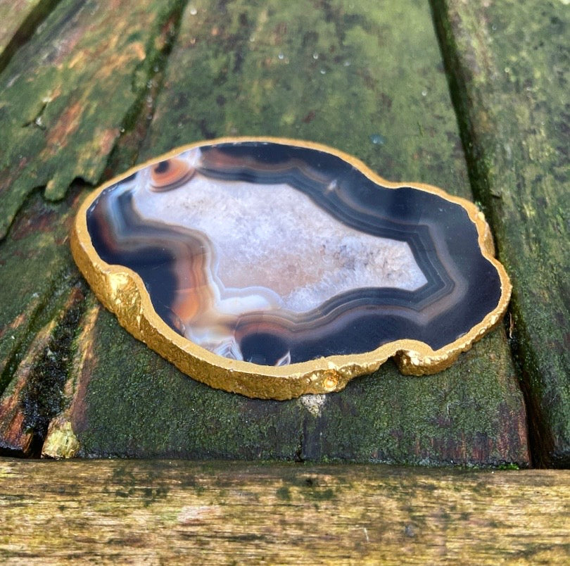 Onderzetter van zwarte agaat "Innerlijke Rust"