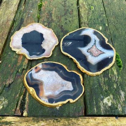 Onderzetter van zwarte agaat "Innerlijke Rust"