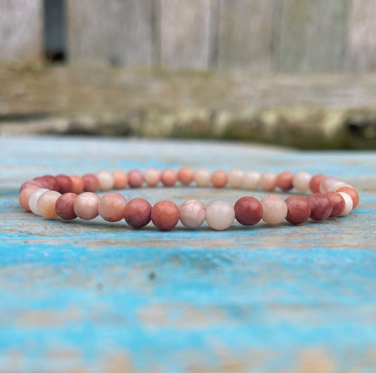 Roze Maansteen armbandje  "Je eigen Maanritme"