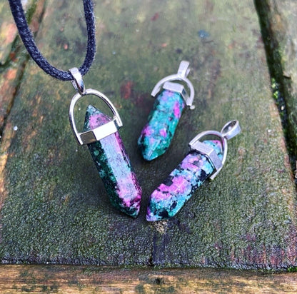 Dubbelpunt hanger Robijn "Power & Passie"