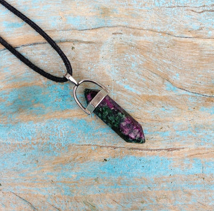 Dubbelpunt hanger Robijn "Power & Passie"