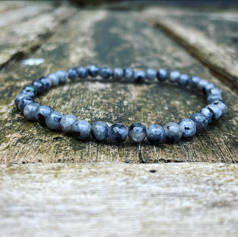 Labradorite bracelet "High sensitivity"
