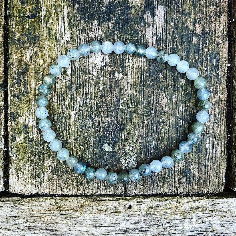 Labradorite bracelet "High sensitivity"