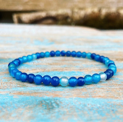 Blauwe agaat armbandje "EIGENWAARDE"