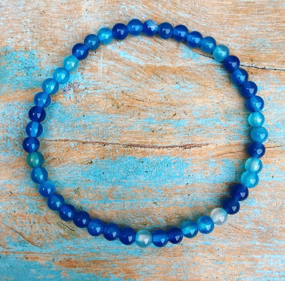 Blauwe agaat armbandje "EIGENWAARDE"