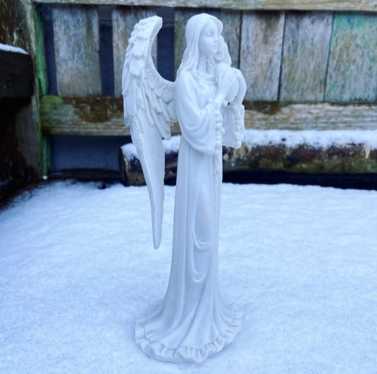 Amorah, de Engel van Liefde en Troost