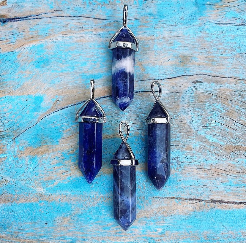Colon pendant Sodalite "Assertiveness &amp; Self-esteem"