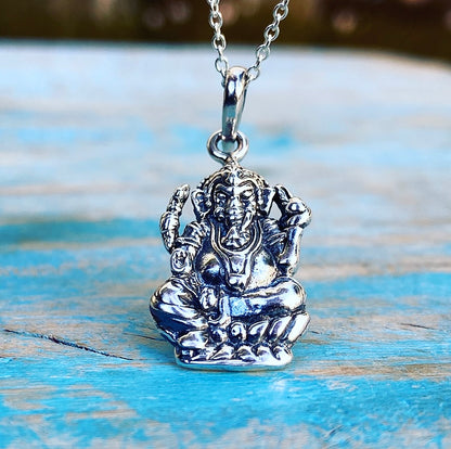 Zilveren hanger "Ganesha, de Geluksbrenger"