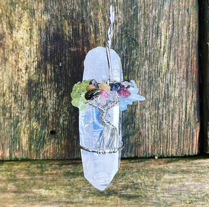 Gemstone pendant "The Tree of Healing"