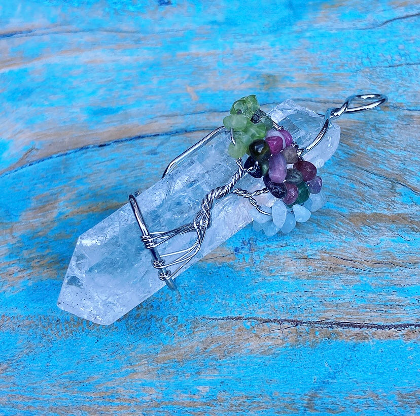 Gemstone pendant "The Tree of Healing"