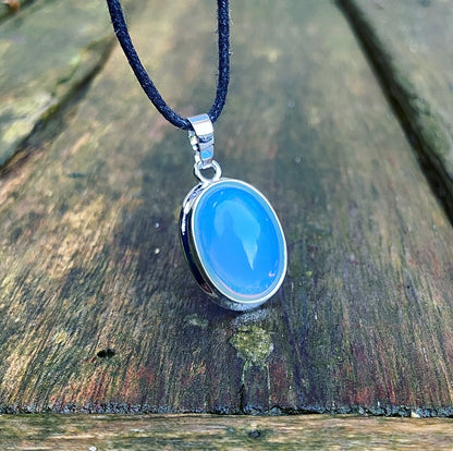 Opalite pendant "PURIFICATION &amp; PASSION"