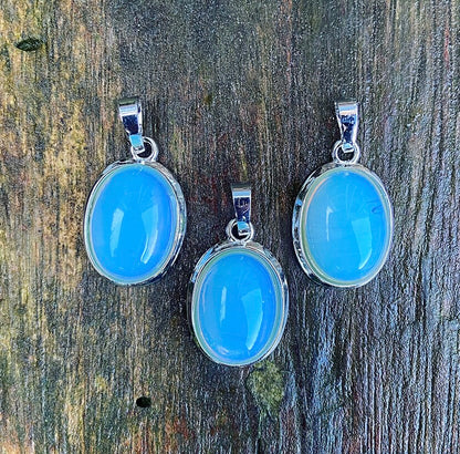 Opalite pendant "PURIFICATION &amp; PASSION"