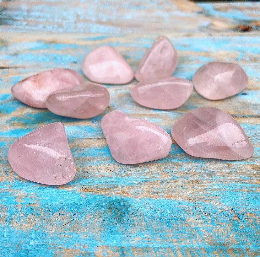 Rose quartz tumbled stone "Love"