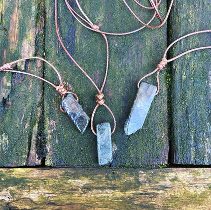 Labradoriet hanger "Voorkom overprikkeling"