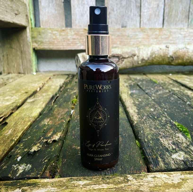Aura Cleansing spray met salie en witte thee