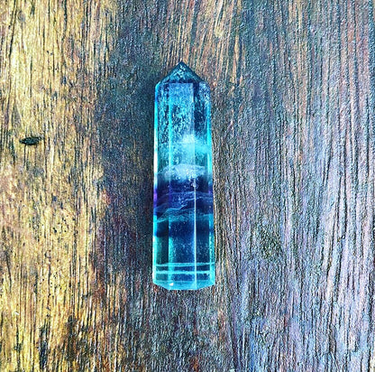 Fluoriet Mini Obelisk "Aura Reiniging"