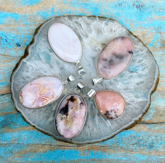 Andes Opaal hanger "Pachamama's Shamanic Blessing"