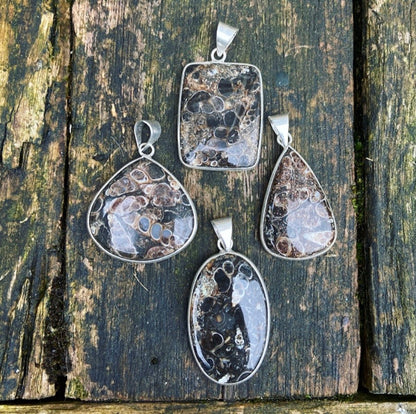 Turitella Agaat hanger "Overgang"