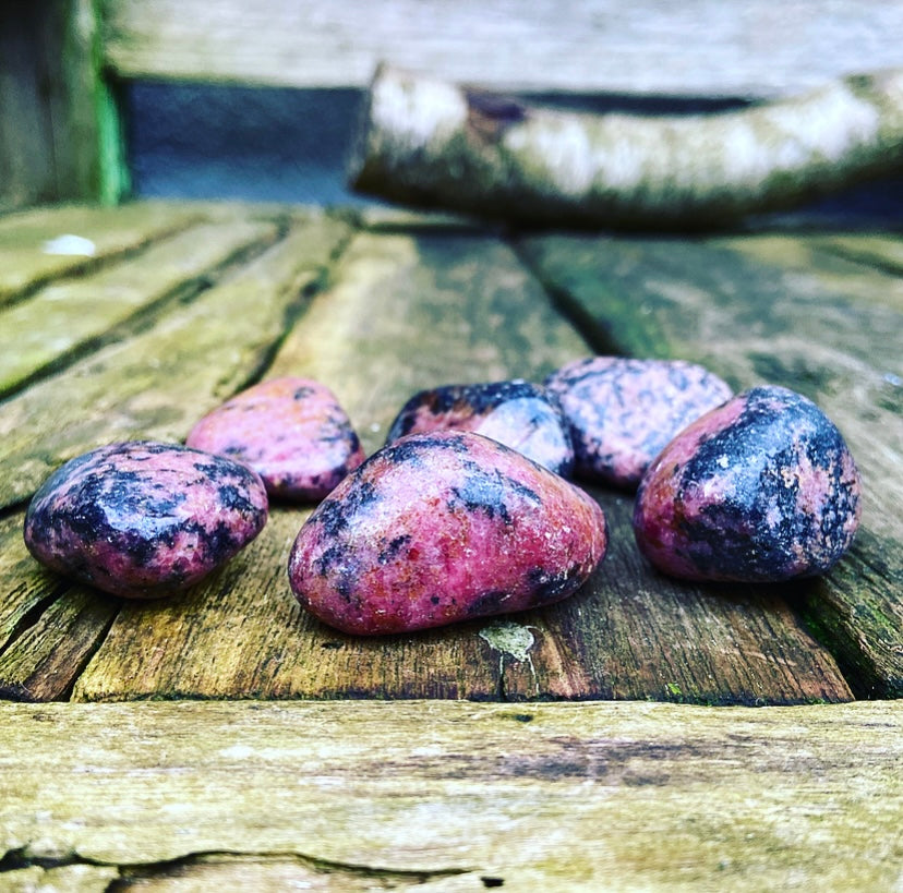 Rhodonite tumbled stone "First Aid for Discomfort"